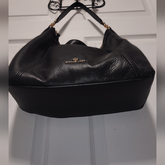 Michael Kors Shoulder Bag - Picture 10 of 13